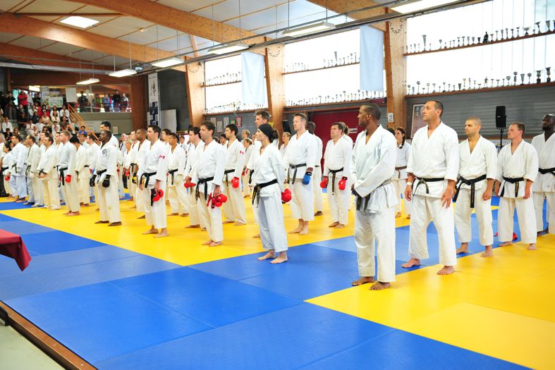 salut competition